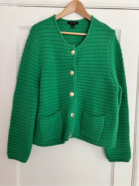 Ann Taylor Sweaters - Ann Taylor Emerald Green Textured Knit Cardigan with Gold Buttons